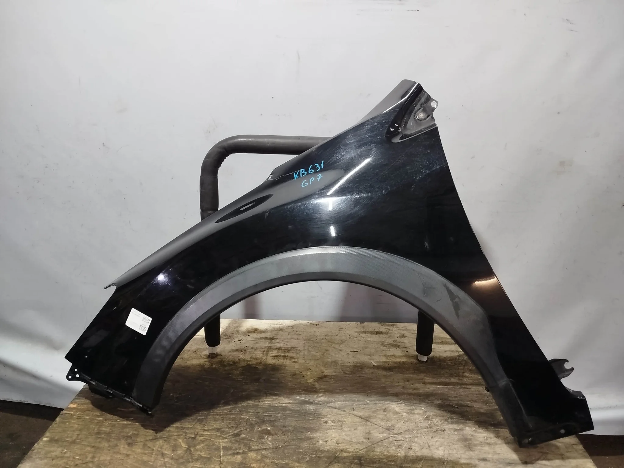 КРЫЛО SUBARU XV GP3 GP7 GPD GPE 57120FJ0619P ПЕРЕДНЕЕ ЛЕВОЕ черный, D4S KB631