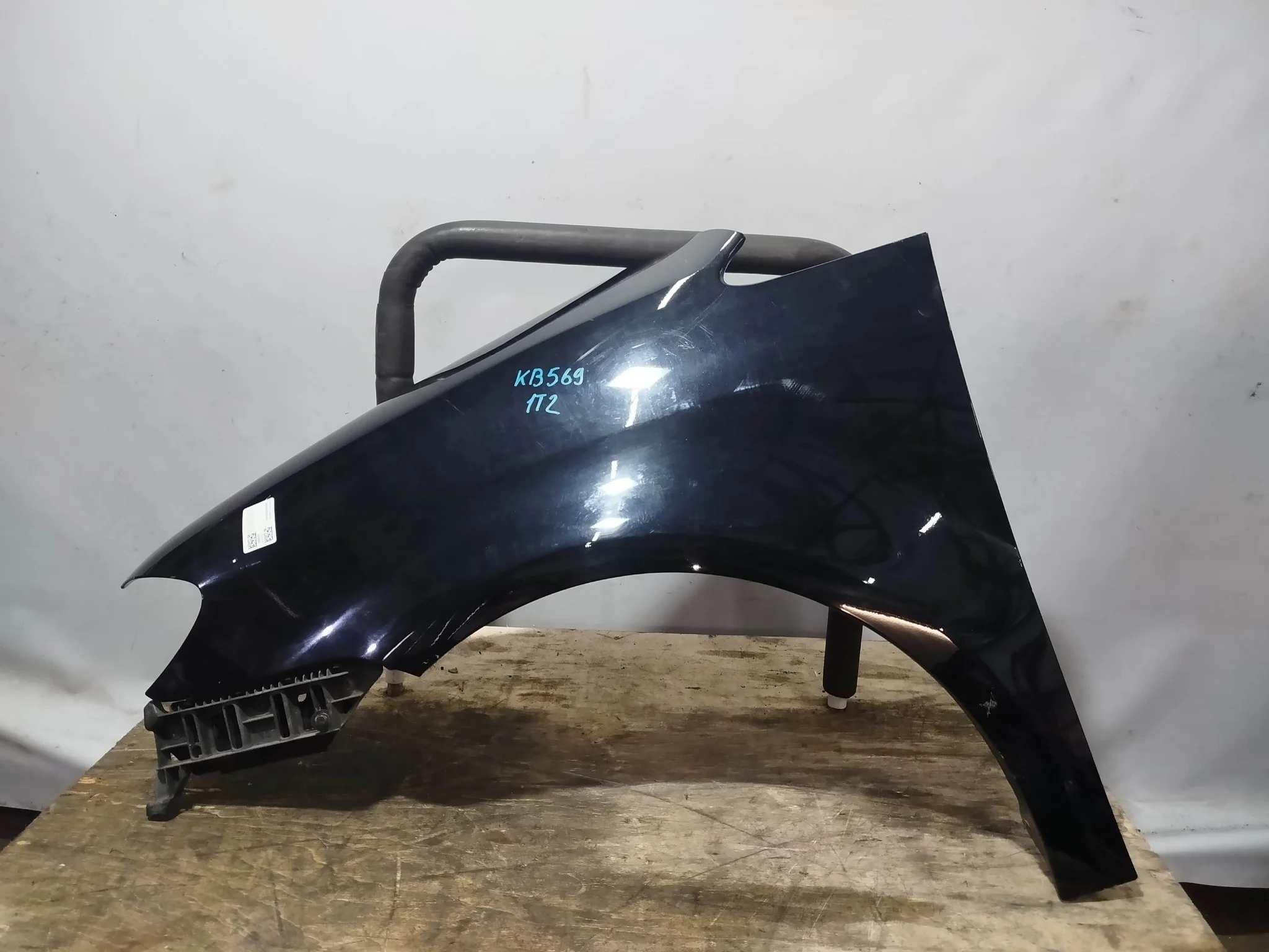 КРЫЛО VOLKSWAGEN TOURAN 1T2 1T0821021B ПЕРЕДНЕЕ ЛЕВОЕ 2 МОДЕЛЬ черный KB569