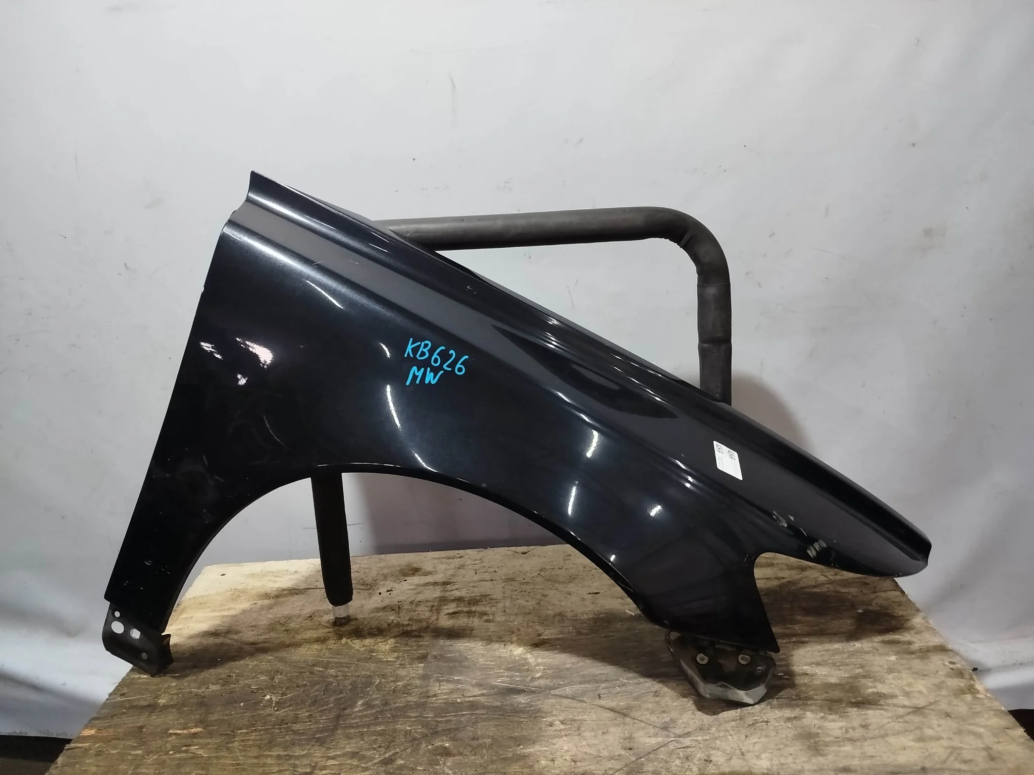 КРЫЛО VOLVO S40 V50 MS MW 31278845 ПЕРЕДНЕЕ ПРАВОЕ черный KB626