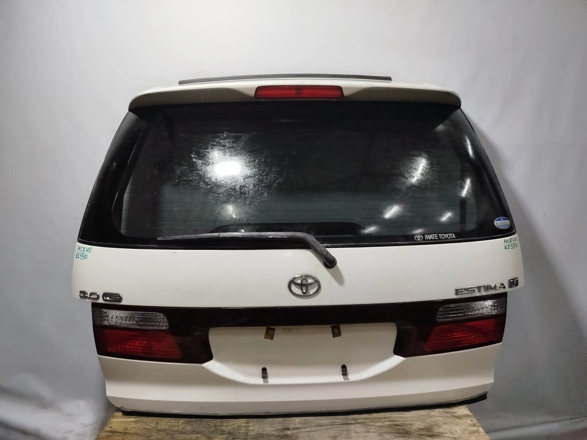 ДВЕРЬ ЗАДНЯЯ TOYOTA ESTIMA ESTIMA HYBRID ACR30W ACR40W AHR10W MCR30W MCR40W 670052R440 белый, 042 KE590