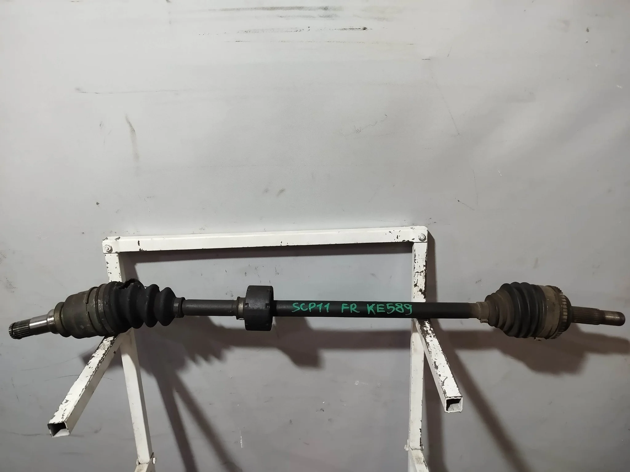 ПРИВОД TOYOTA 1SZ-FE ECHO PLATZ VITZ YARIS SCP10 SCP11 ПЕРЕДНИЙ ПРАВЫЙ АТМ МТМ ABS 2WD 4341052040 KE589
