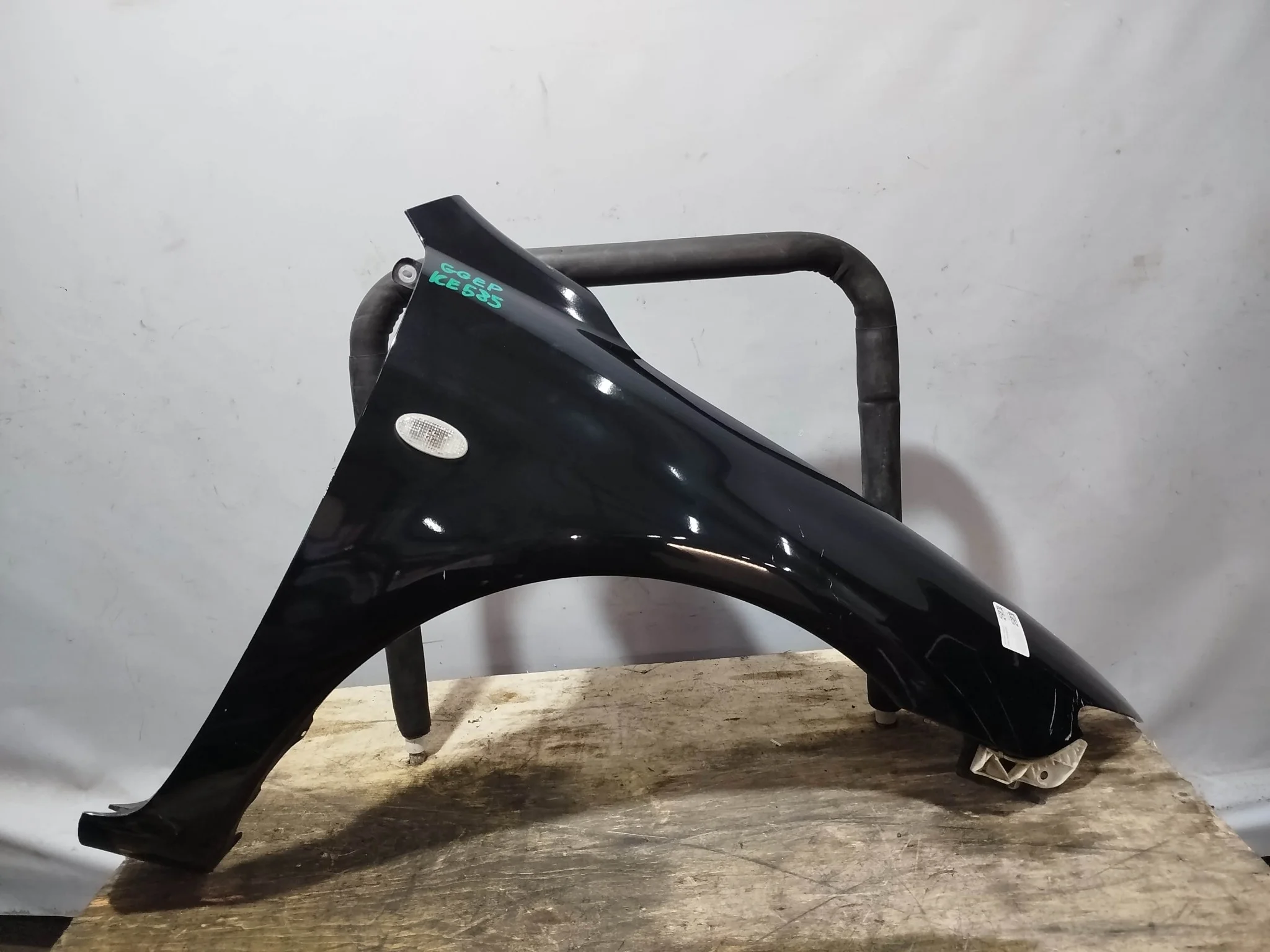 КРЫЛО MAZDA ATENZA MAZDA6 GG GG3P GG3S GGEP GGES GY GY3W GYEW GJ6A52111D ПЕРЕДНЕЕ ПРАВОЕ черный, 16W KE585