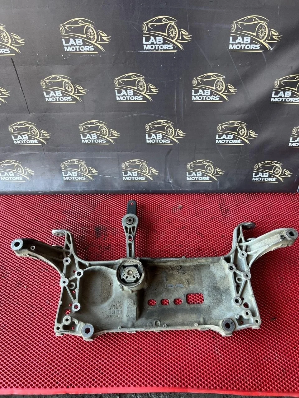 Балка подвески Подрамник Volkswagen Tiguan 2009 3C0199369H NF CFGB
