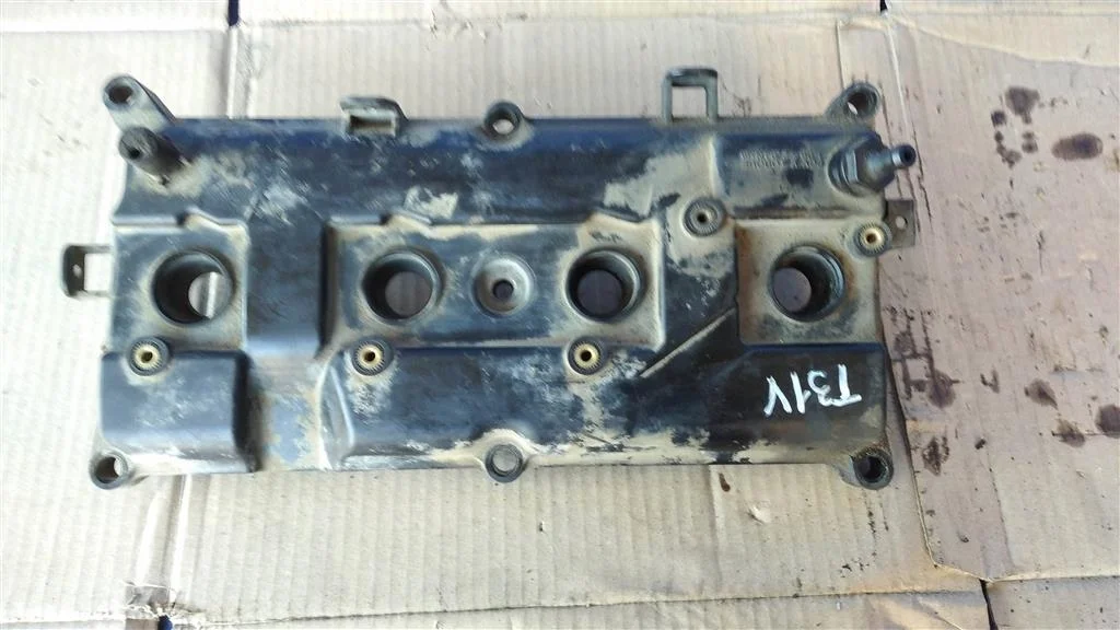 Б.у. крышка головки блока цилиндров NISSAN X-TRAIL T31 NISSAN X-TRAIL T31
