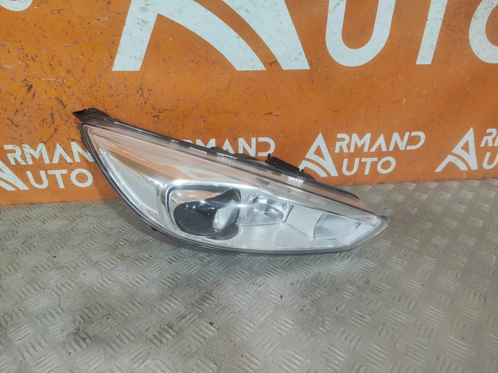 Фара Ford Focus 2014-2019 3