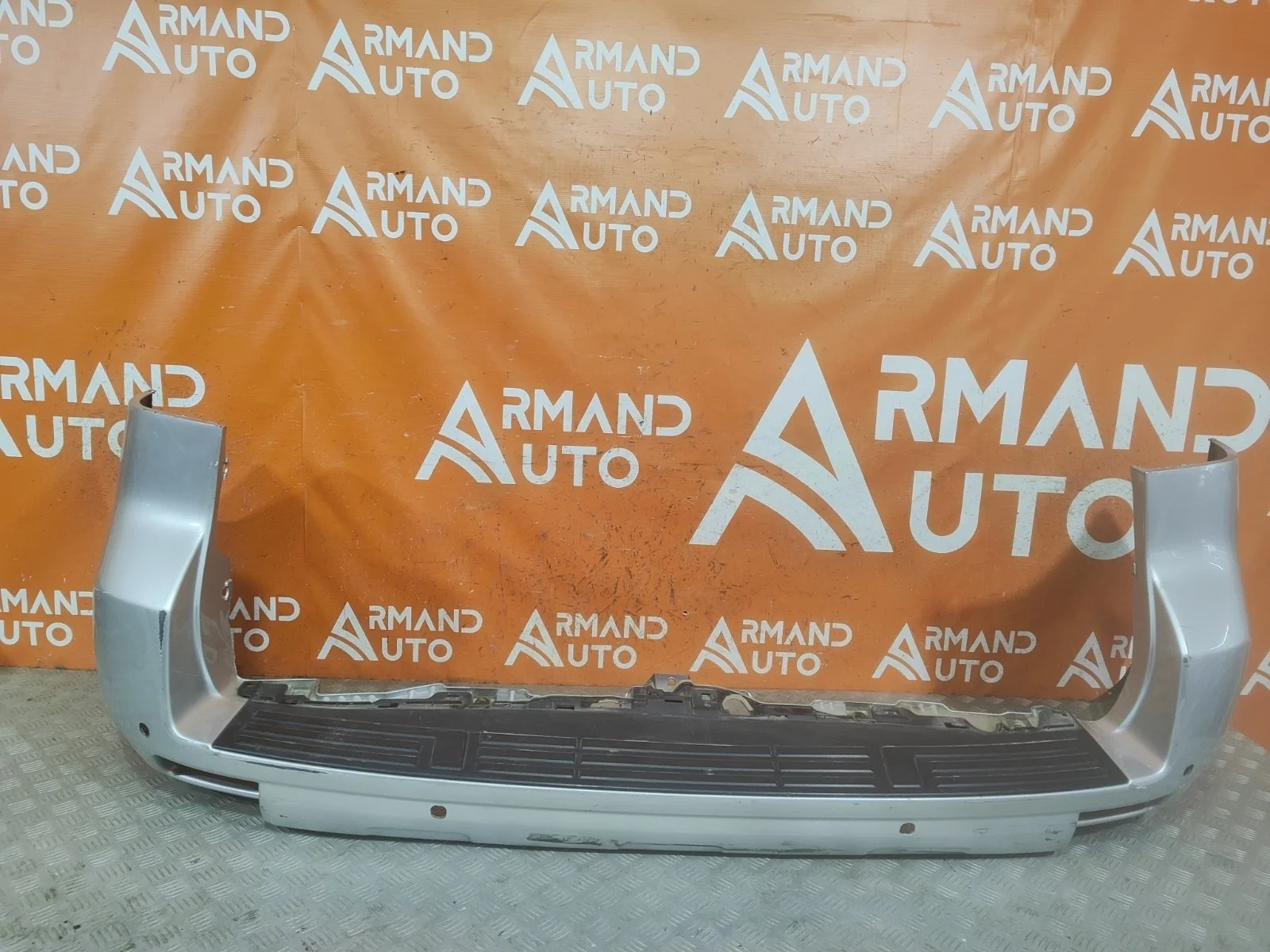 Бампер Toyota Land Cruiser Prado 2009-2017 150