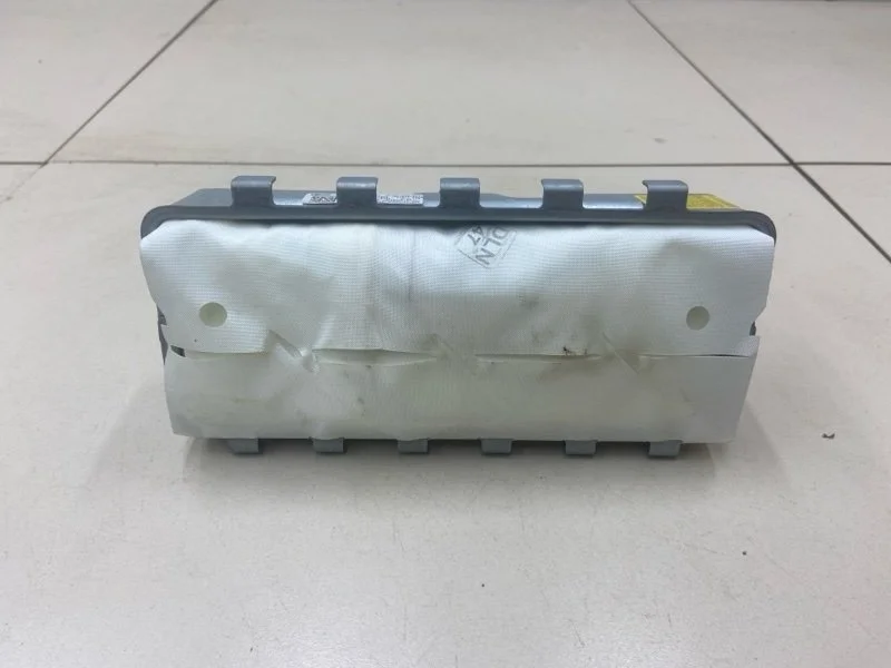 Подушка безопасности пассажира Volkswagen Polo 5