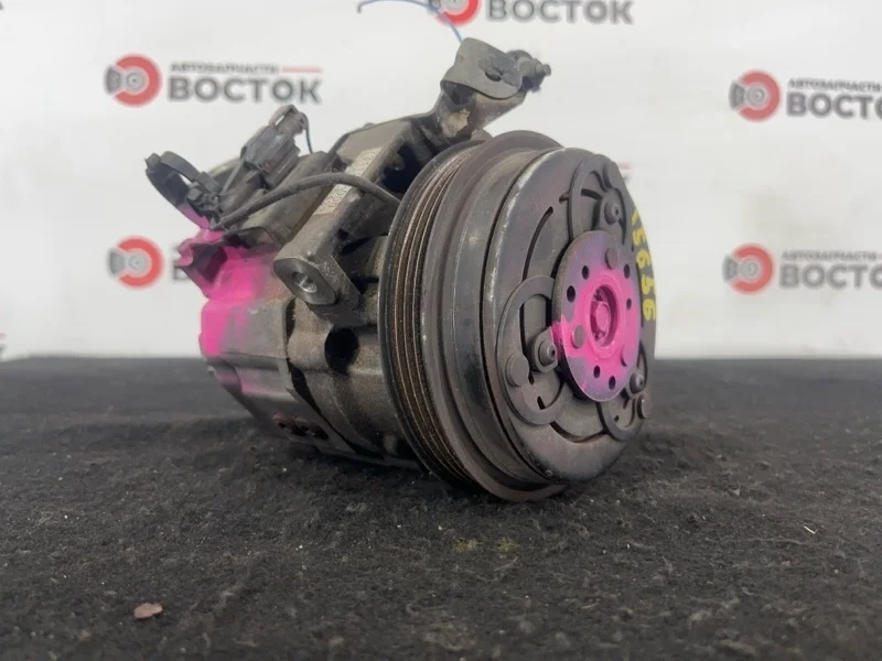 Компрессор кондиционера Subaru Forester 2002-2008 73110SA000 SG9 EJ253