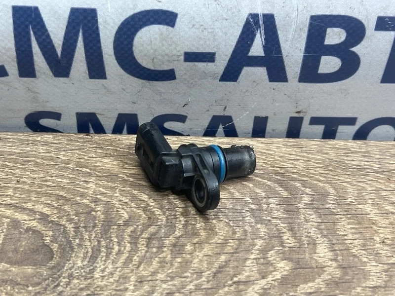 Датчик распредвала Audi A6 07L905163C 4G 2.8 CHV