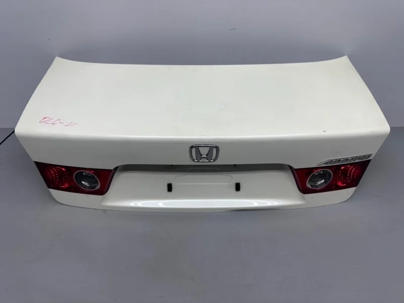 Крышка багажника Honda Accord 7 CL
