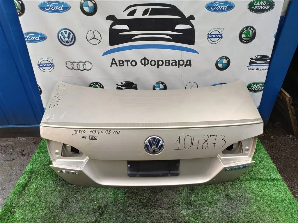 Крышка багажника VW Jetta 6 2011-2014 5C6827025A