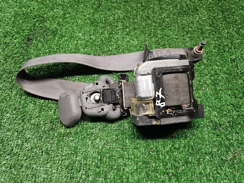 Ремень безопасности передний правый Hyundai Accent