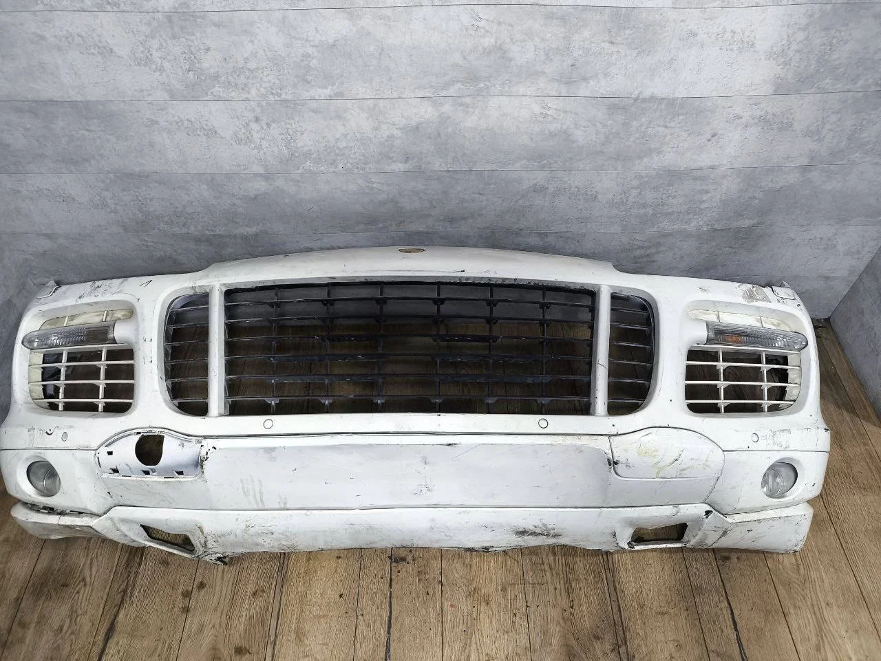 бампер передний Porsche Cayenne 957