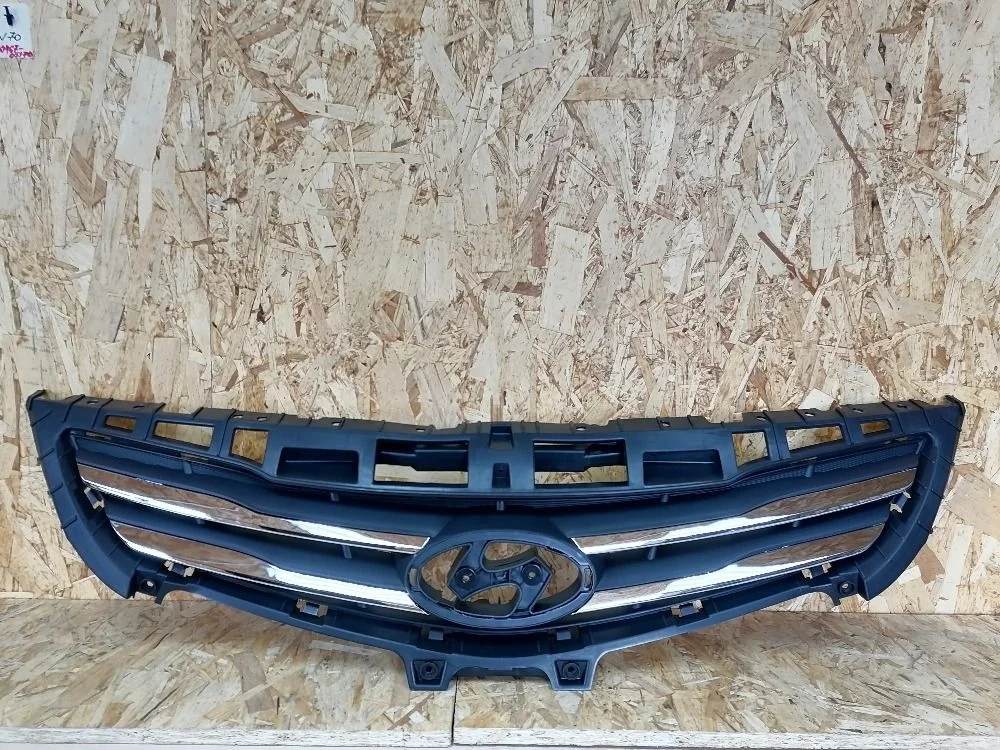 Решетка радиатора Hyundai Solaris I рестайлинг (2014—2017) 863504L500