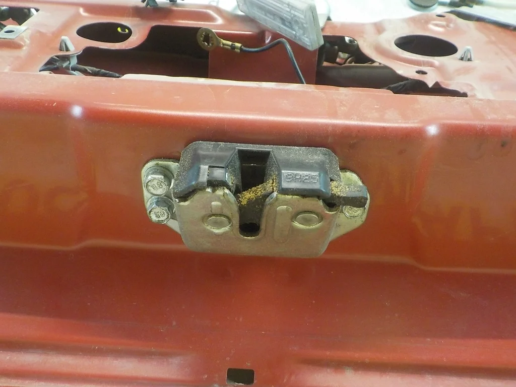Замок багажника Chevrolet Aveo (T250) 2008-2011