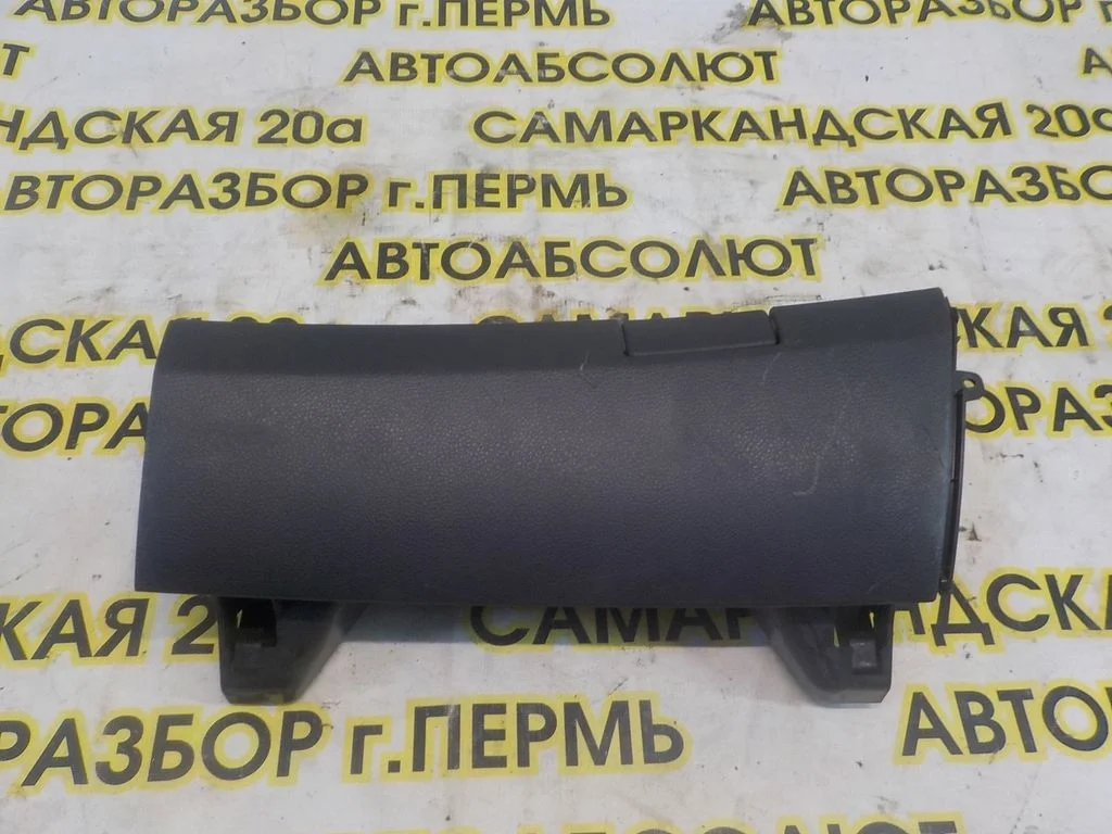 Бардачок Toyota Corolla (E150) 2006-2013
