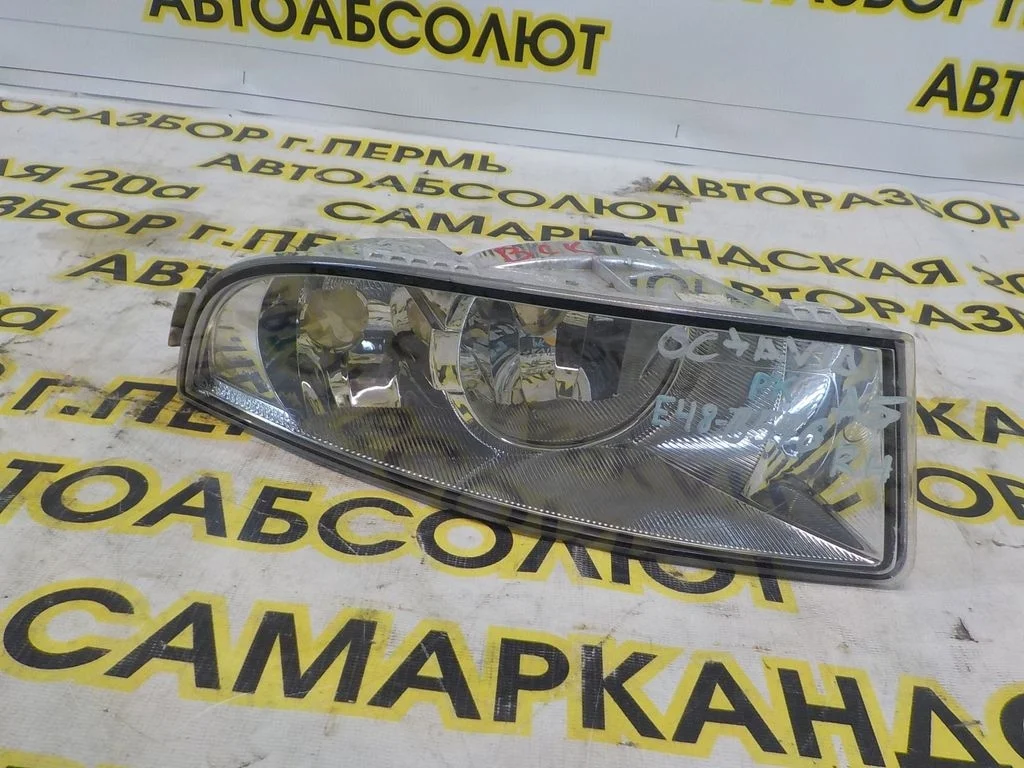 Фара противотуманная правая Skoda Octavia (A5/1Z) 2004-2013