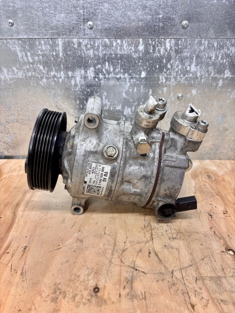 Компрессор кондиционера Skoda Octavia Octavia III (2013—2017) В наличии