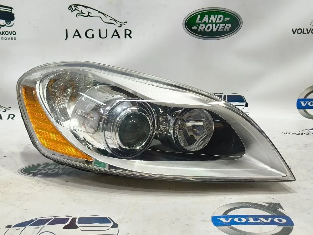 Фара правая ксеноновая Volvo XC60 30763138 дорест XC60 I (2008—2013)