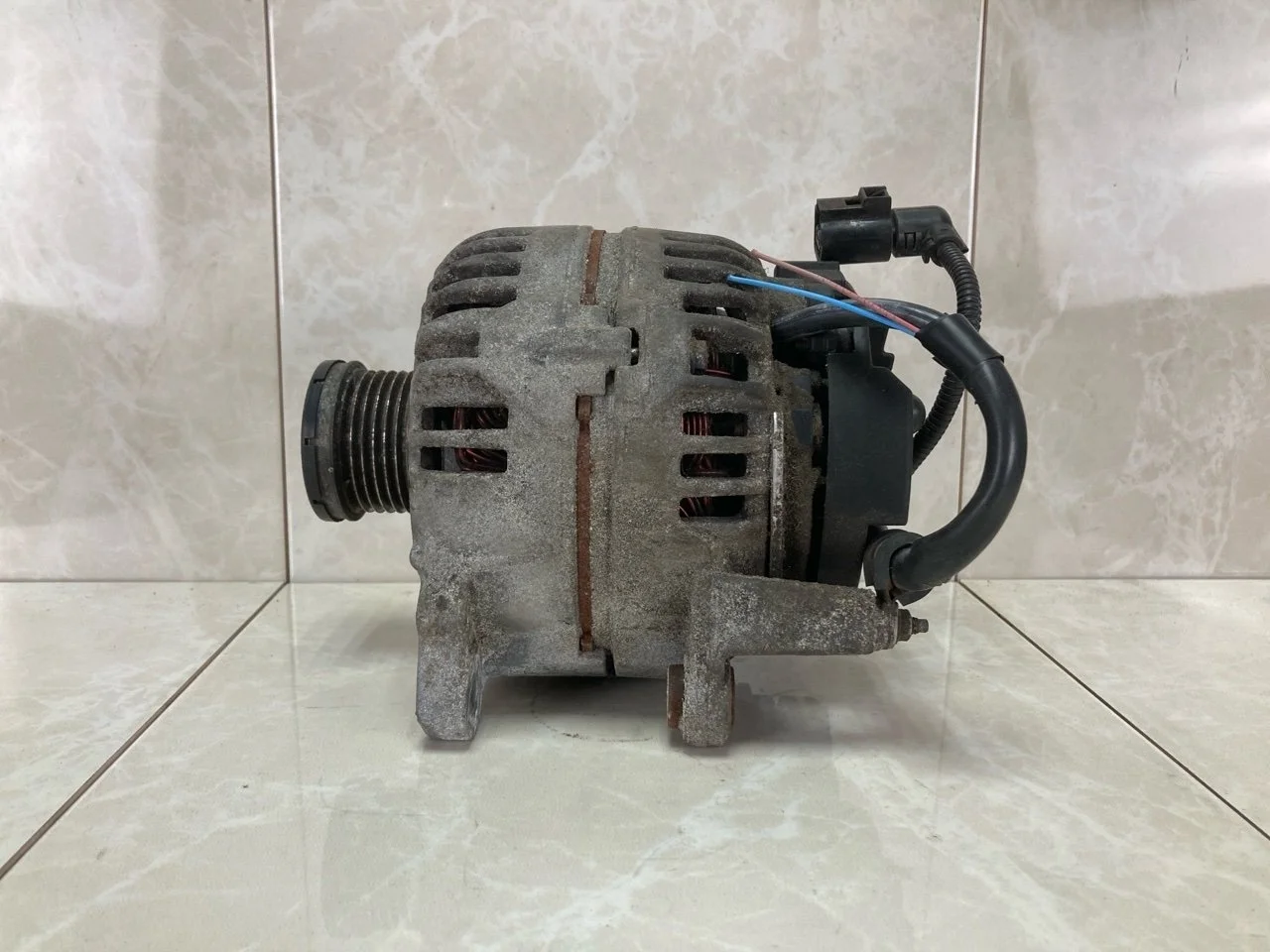 Генератор Skoda Fabia 2 2007-2015 03F903023D 1.2 CBZ