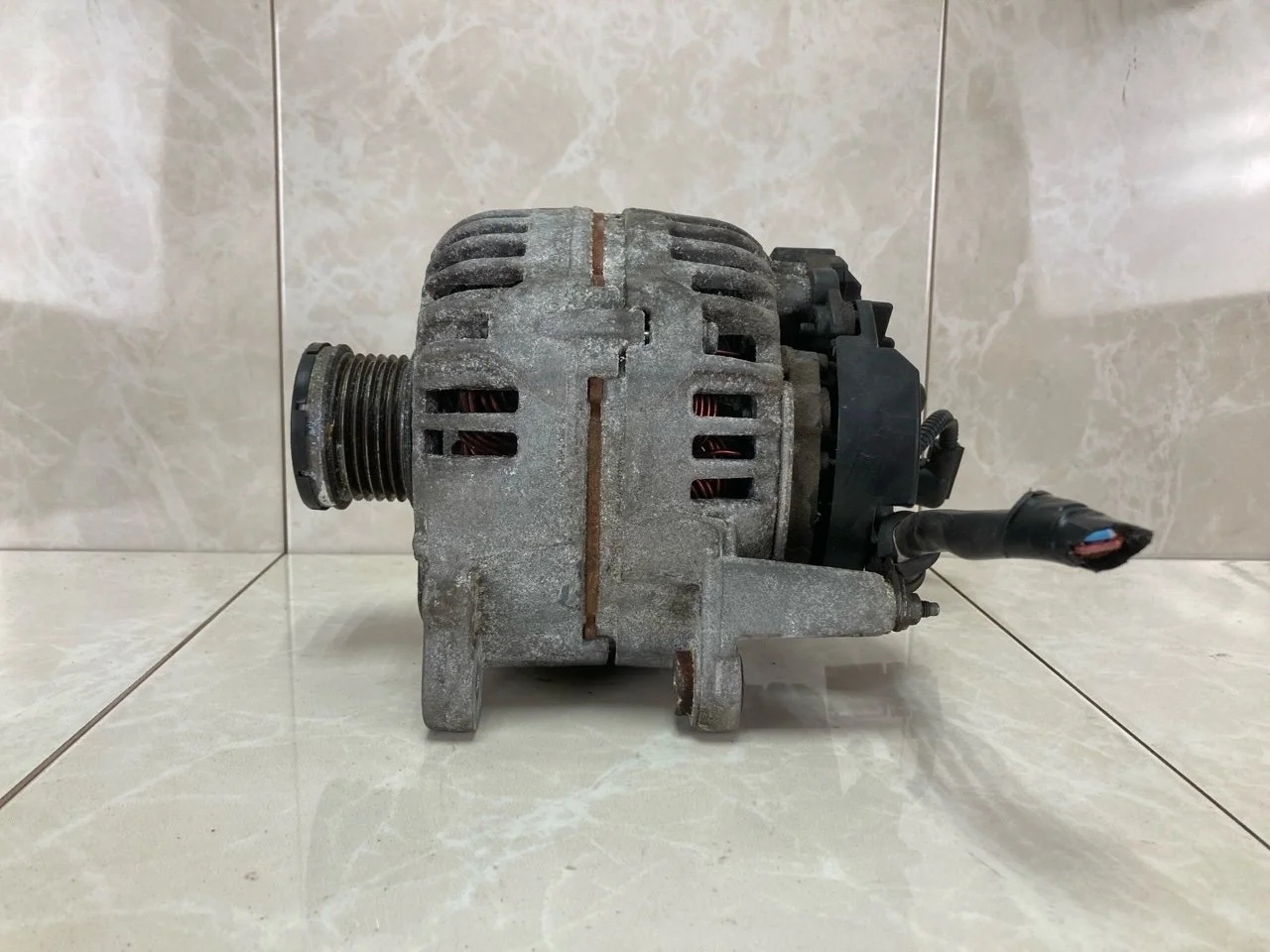 Генератор Skoda Fabia 2 2007-2015 03F903023D 1.2 CBZ