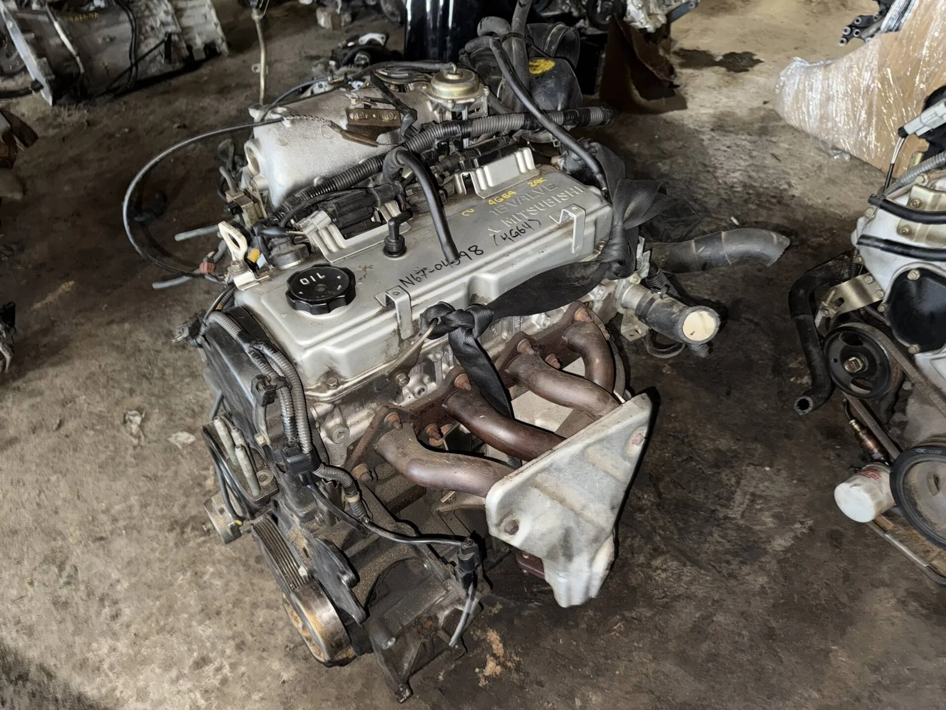 Двигатель Mitsubishi Outlander CU4W 4G64 MPI