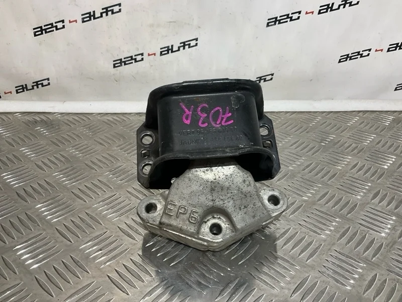 Опора двигателя Peugeot 3008 2011 1807JQ 1 EP6CDT, правая