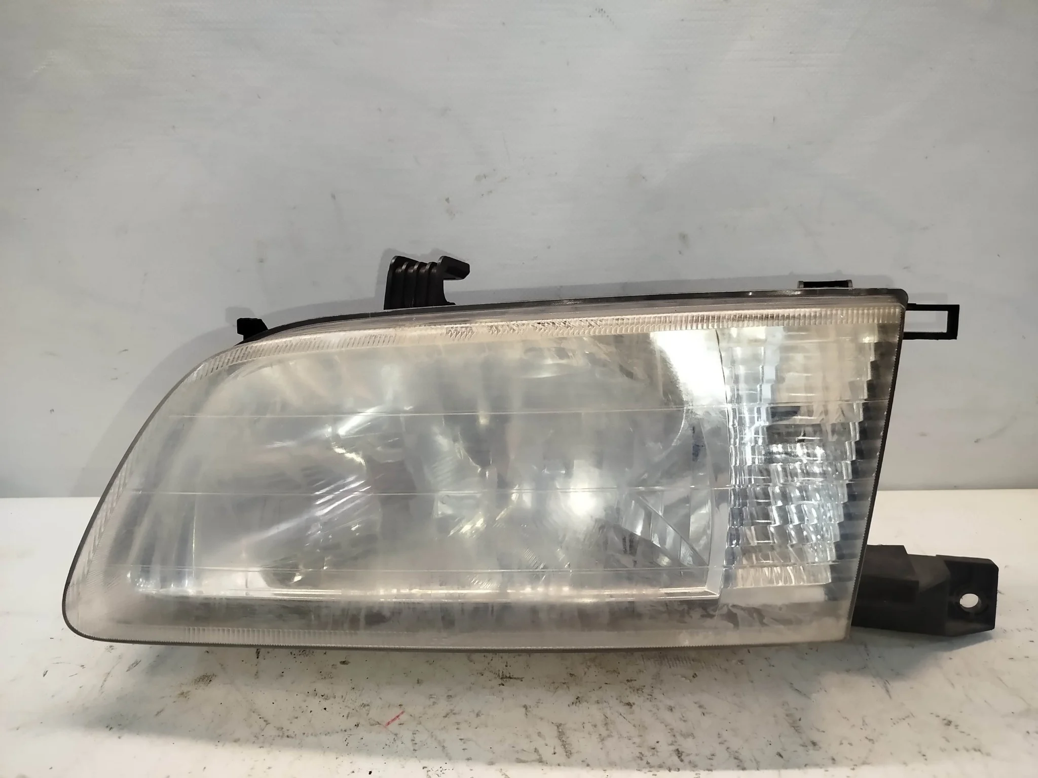 ФАРА NISSAN SUNNY B15 FB15 FNB15 JB15 QB15 SB15 1602 ГАЛОГЕН ЛЕВАЯ 260604M429 KE578