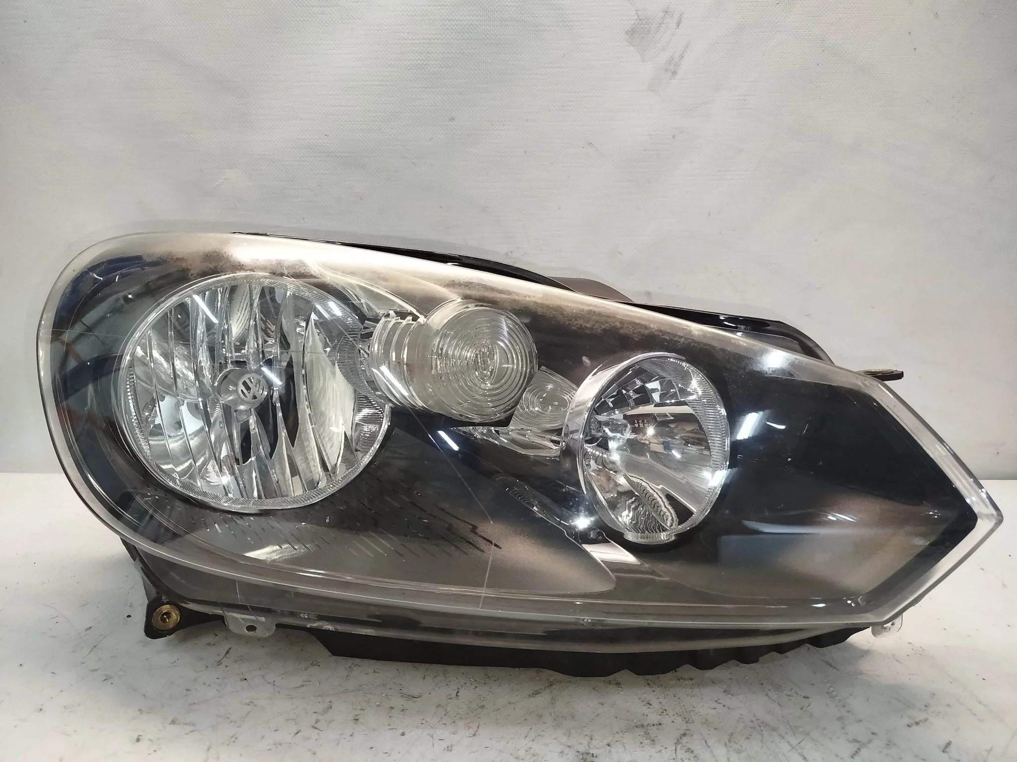 ФАРА VOLKSWAGEN GOLF 5K1 AJ5 MK6 BLACK ГАЛОГЕН ПРАВАЯ 5K2941006H KB612