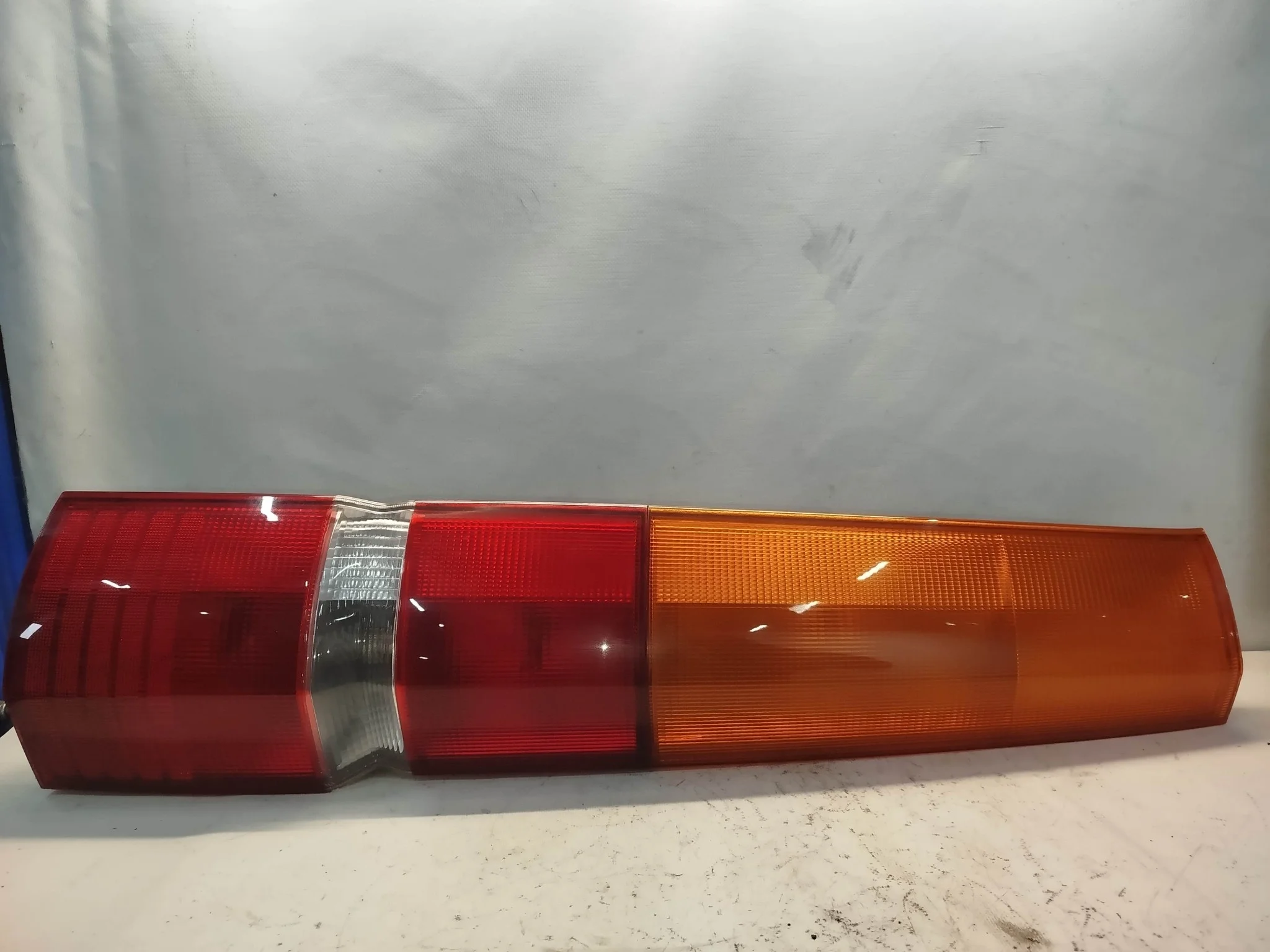 ФОНАРЬ HONDA STEPWGN RF3 RF4 1442 1 МОДЕЛЬ ЛЕВЫЙ 33551S7S003 KB551