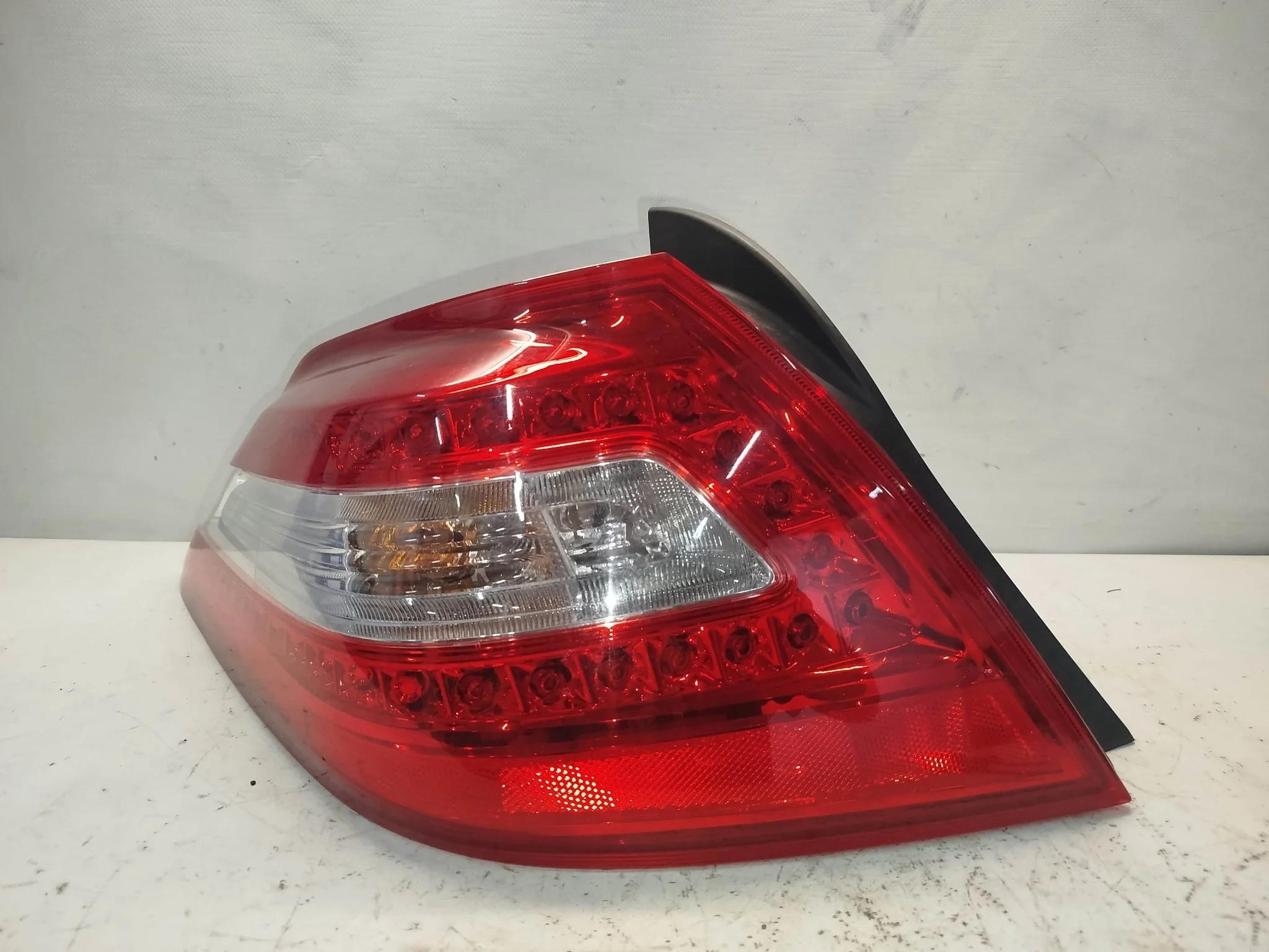 ФОНАРЬ NISSAN TEANA J32 PJ32 TNJ32 7271 1 МОДЕЛЬ ЛЕВЫЙ 26555JN00A KB611