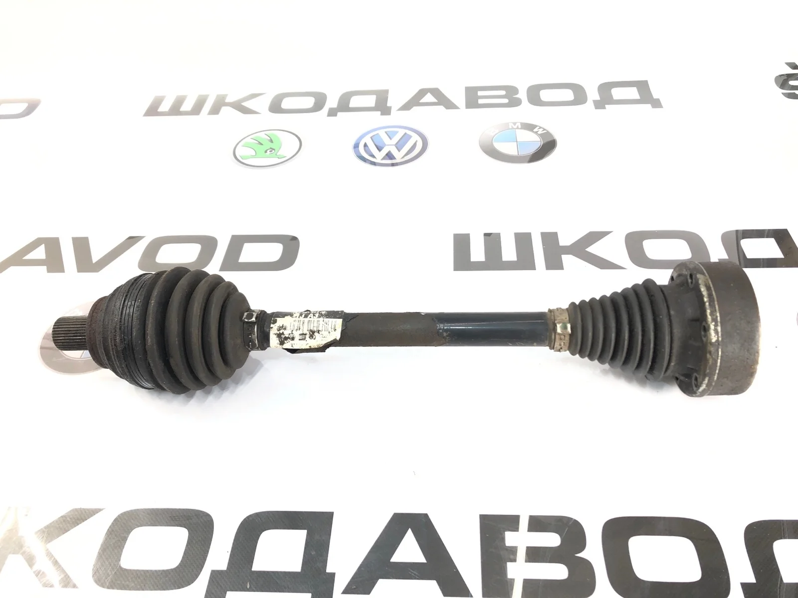Привод МКПП Skoda Octavia 2011 1K0407271JA A5 (1Z) 1.4 CAXA, передний левый