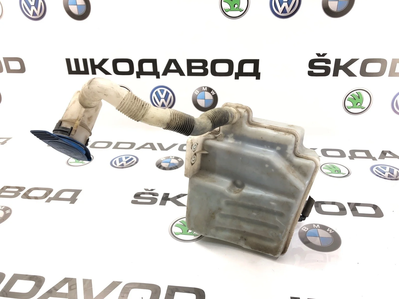 Бачок омывателя Skoda Octavia 2011 1K0955453Q A5 (1Z) 1.4 CAXA