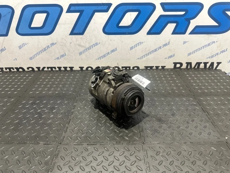 Компрессор кондиционера Bmw X5 64528377067 E53 M62B44