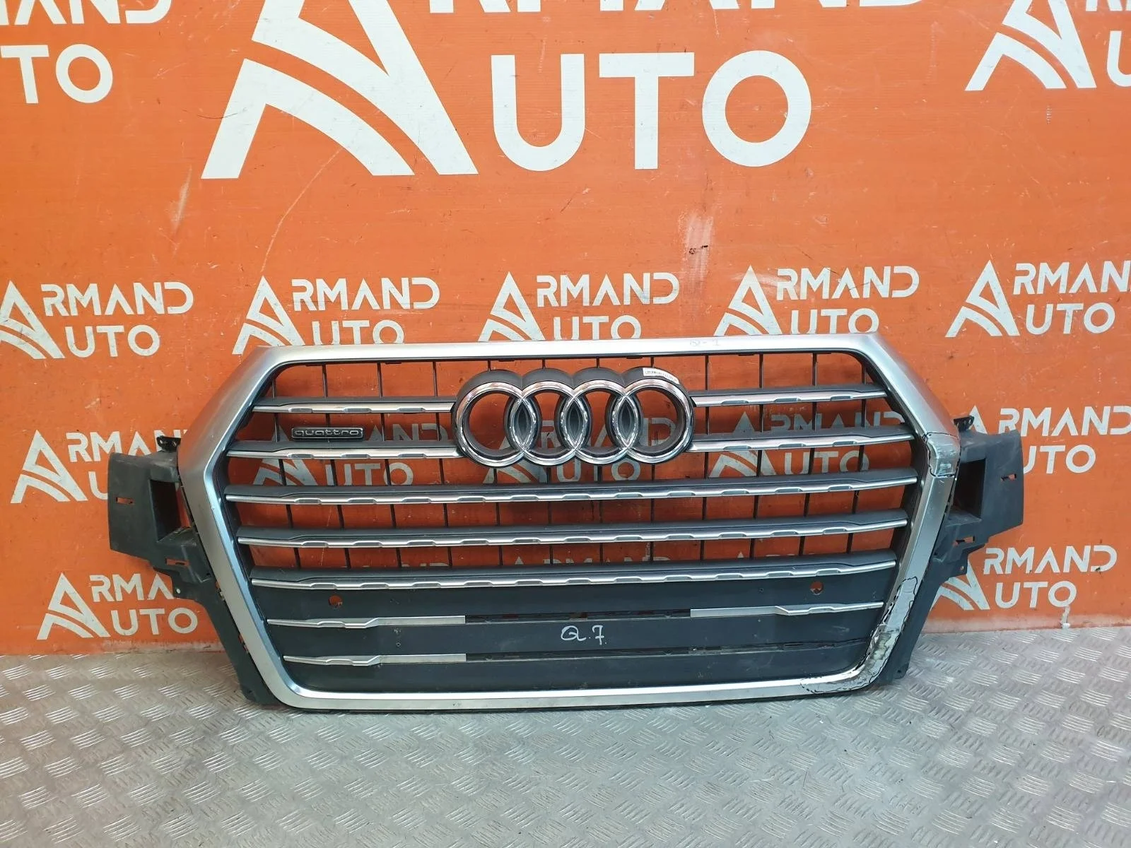 Решетка радиатора Audi Q7 2015-2020 4M