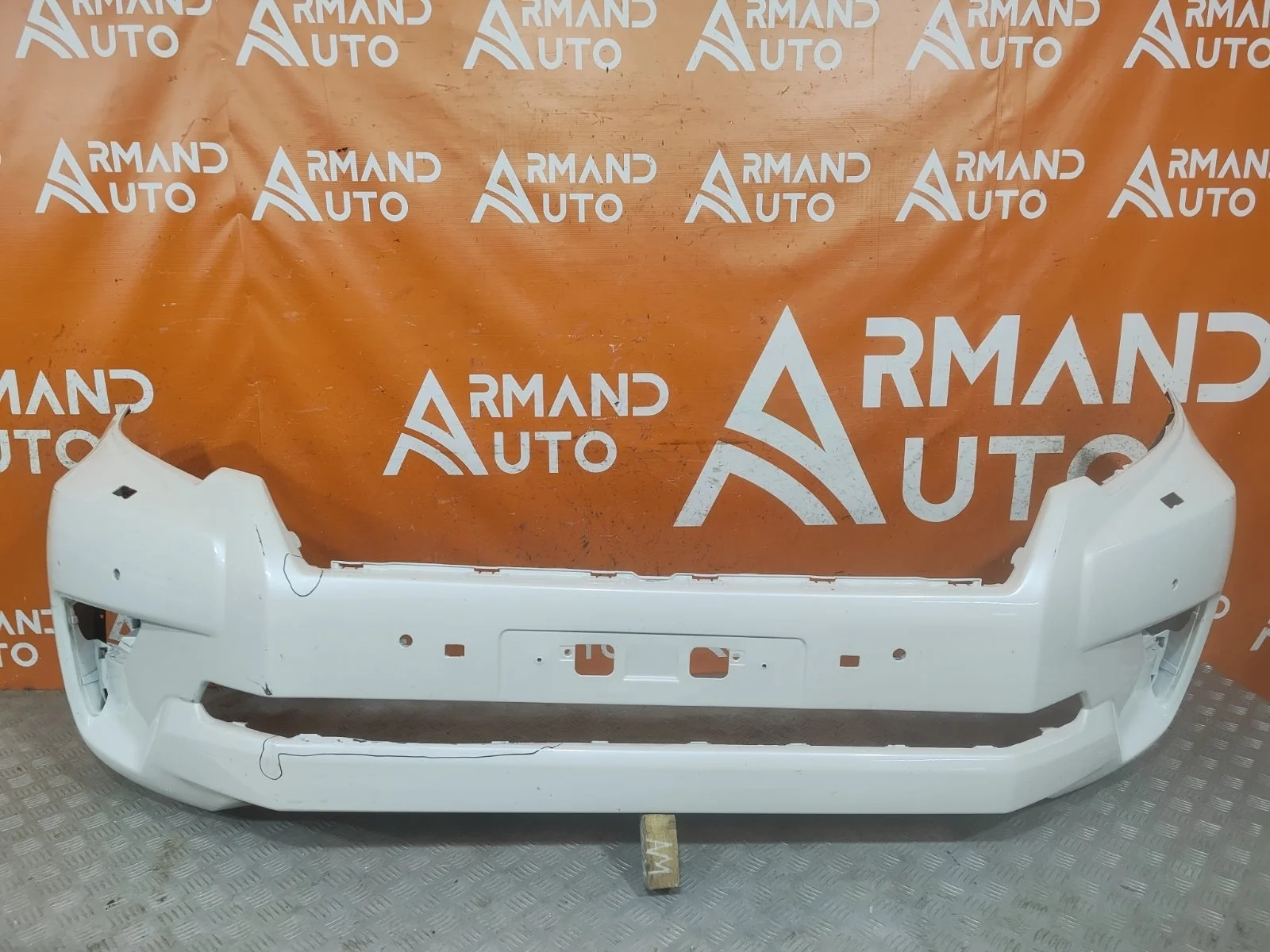 Бампер Toyota Land Cruiser Prado 2017-нв 150