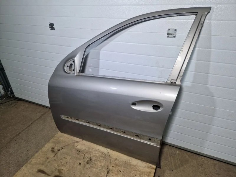 Дверь Mercedes-Benz ML164 2006