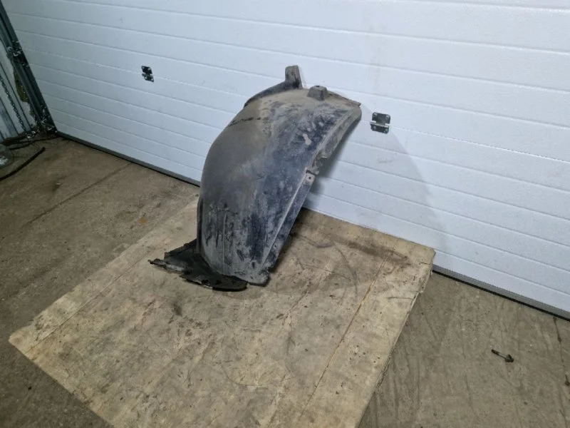 Подкрылок Mercedes-Benz ML164 2006