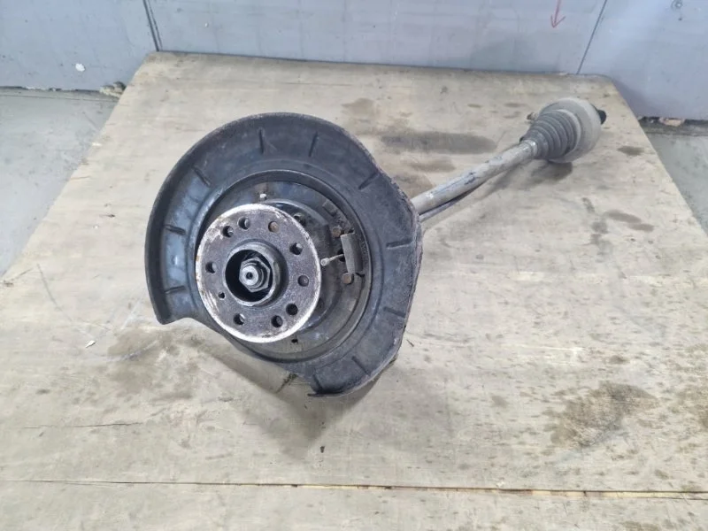 Кулак подвески Mercedes-Benz ML164 2006