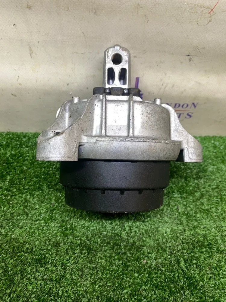 Подушка двигателя BMW 535i F07 GT