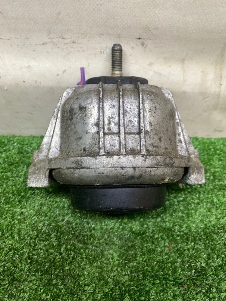 Подушка двигателя BMW 328xi E90