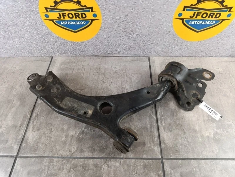 Рычаг подвески Ford Focus 3 2013 CB8