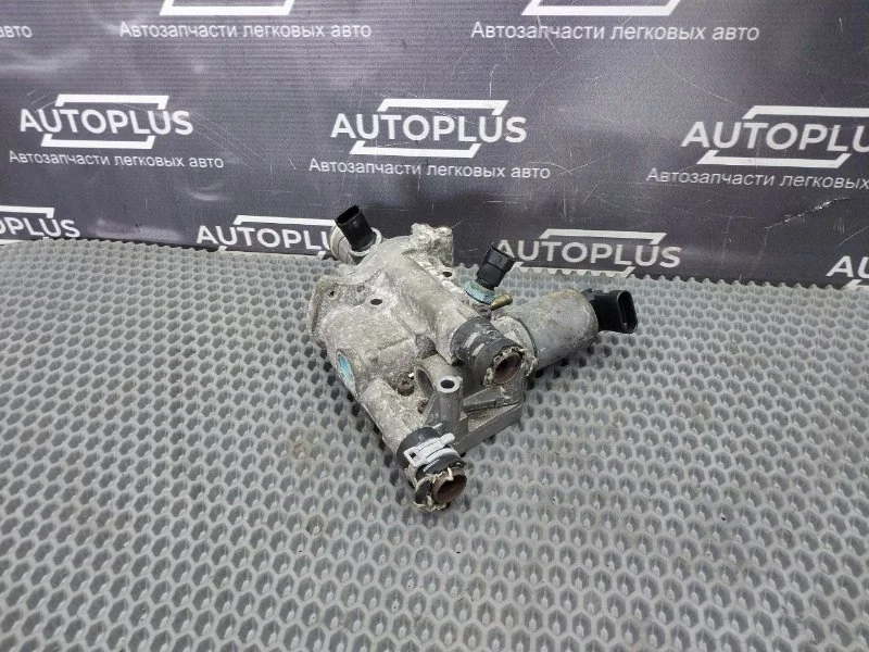 Корпус термостата Opel Astra H 2005 55559594 ХЭТЧБЕК Z16XEP