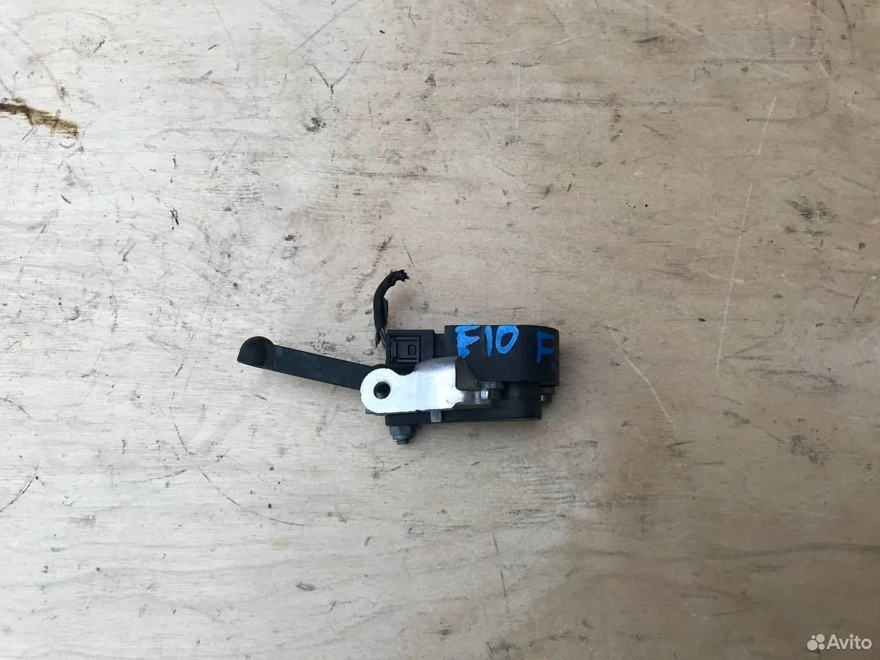 Датчик положения кузова света фар bmw f10 f01 f25