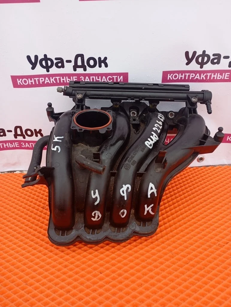 Коллектор впускной Volkswagen Polo 2013 5