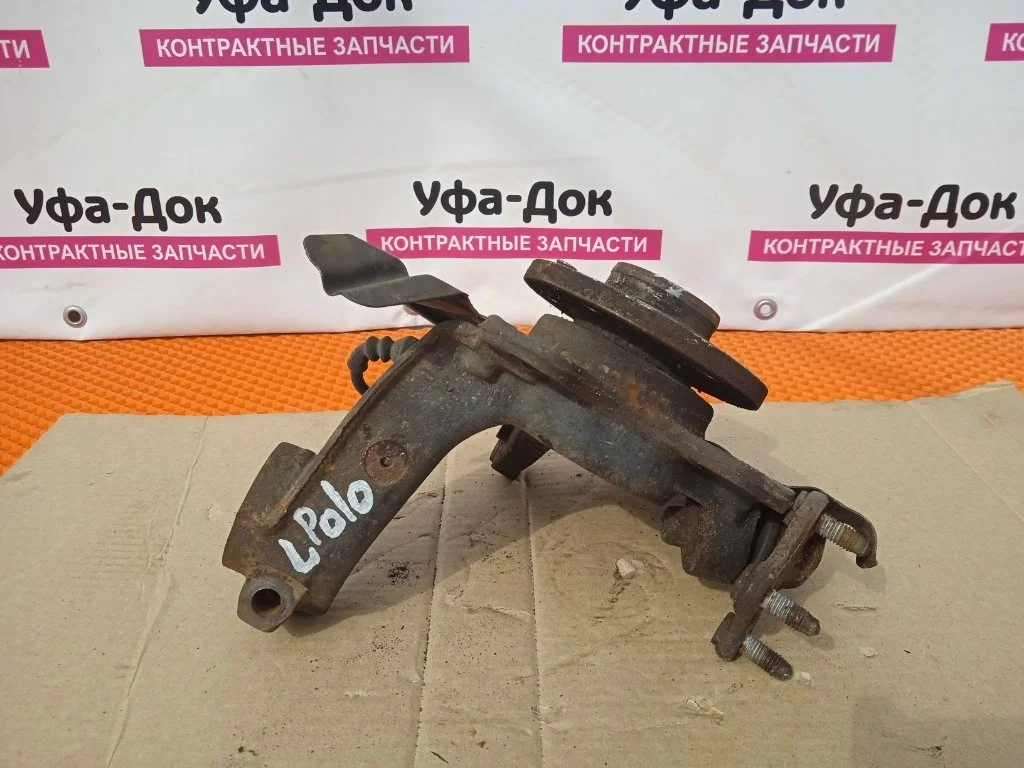 Кулак поворотный Volkswagen Polo 2014 5