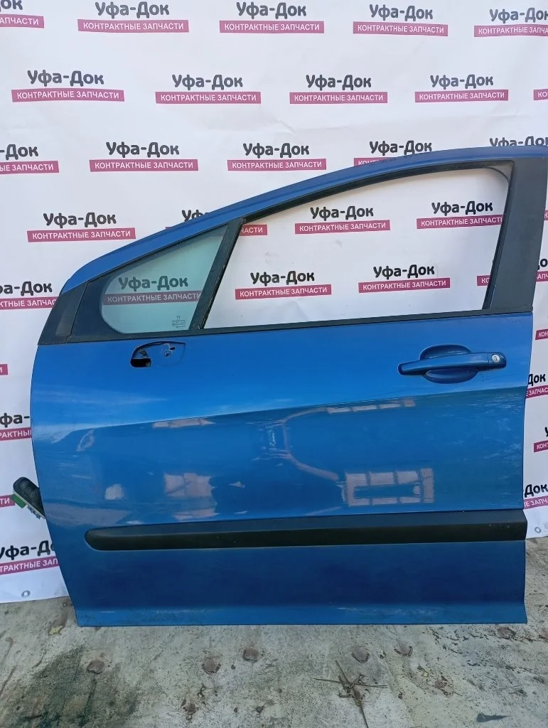 Дверь Peugeot 308 2009 T7