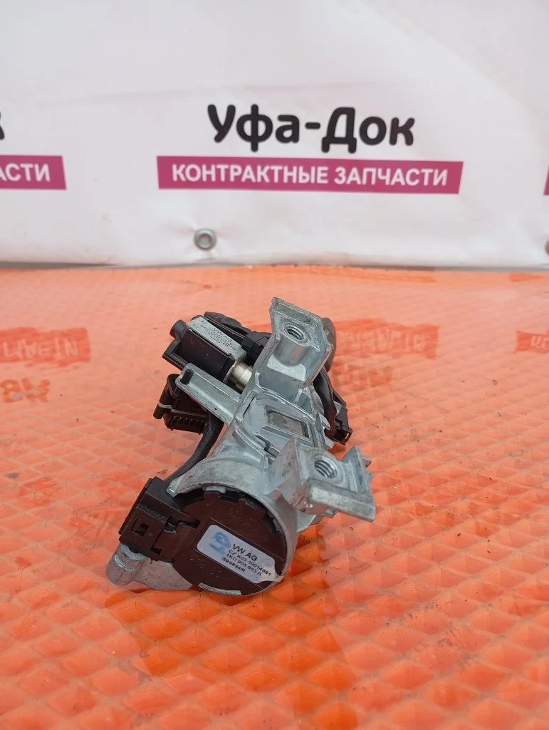 Замок зажигания Skoda Octavia 2011 A5