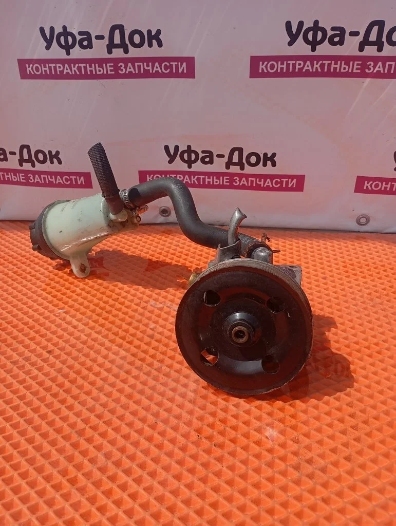 Насос гидроусилителя руля Ford Focus 2 2010 C307