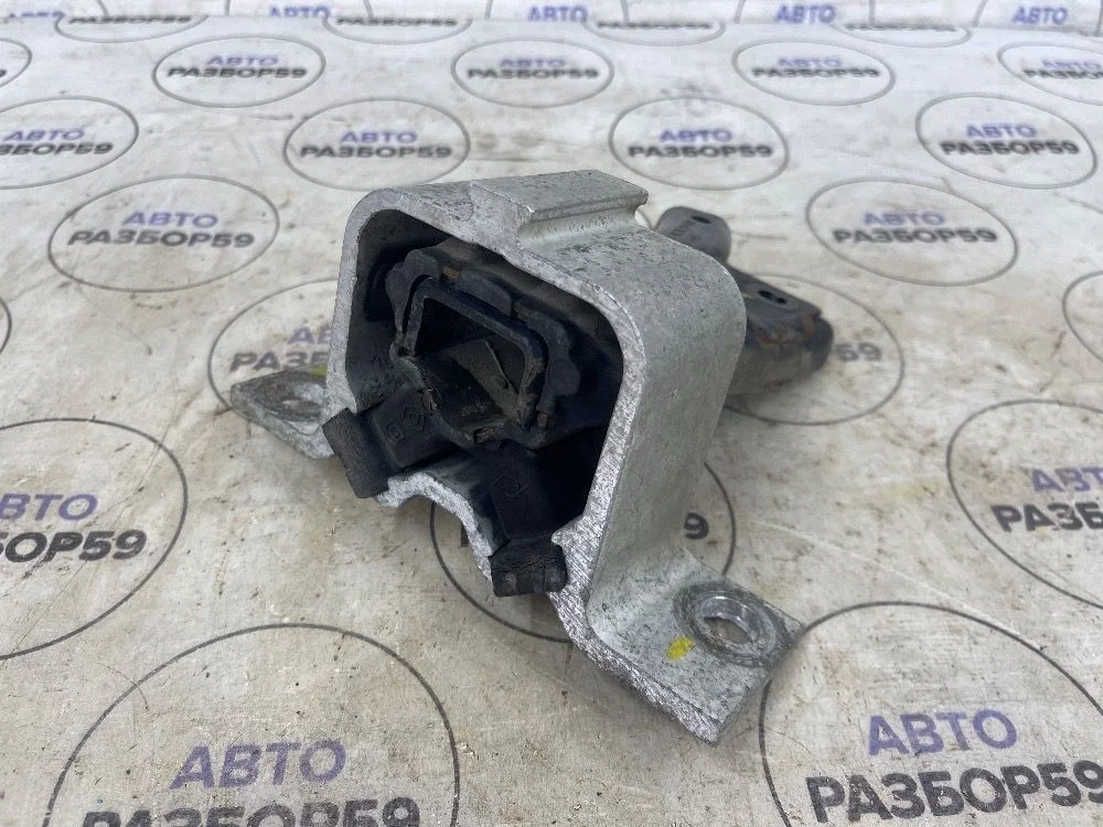 Опора двигателя Renault Logan I (2004—2009)